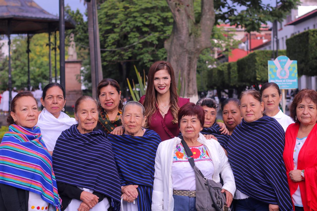 Adultos mayores son fuente de valores que debemos aprovechar: Gema del Río