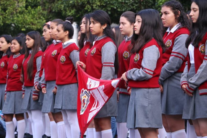 Convoca Víctor Manríquez a reforzar con valores la formación de niños y jóvenes