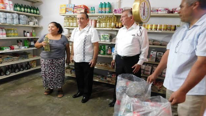 Abren la primera tienda en México en la que puedes pagar con basura