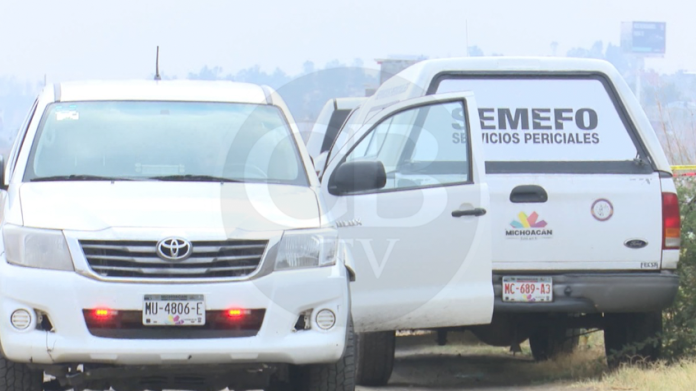 Atacan a balazos a dos hombres; uno muere en el lugar y otro en el hospital