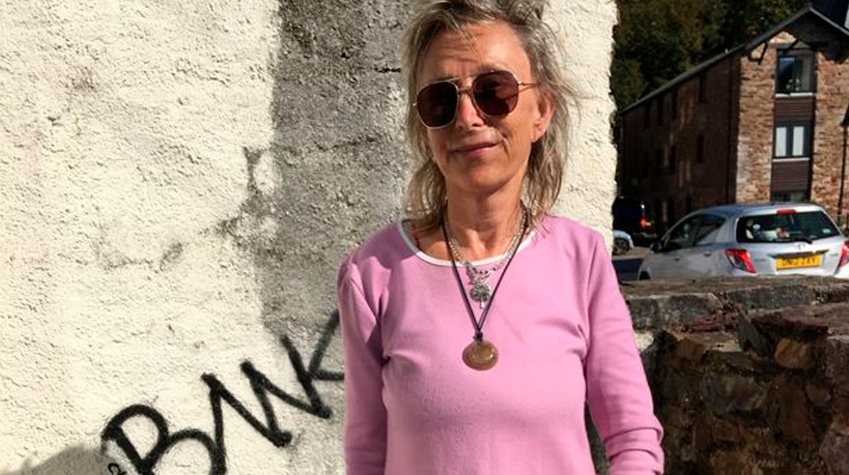 Mujer asegura ser alérgica al Wi-Fi Mujer asegura ser alérgica al Wi-Fi