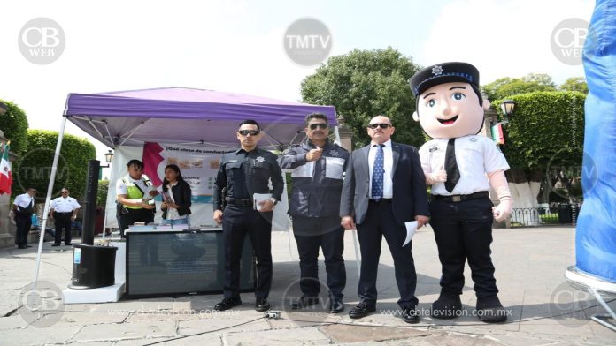 Comandante “Bob” exhorta a ciudadanos a manejar con responsabilidad