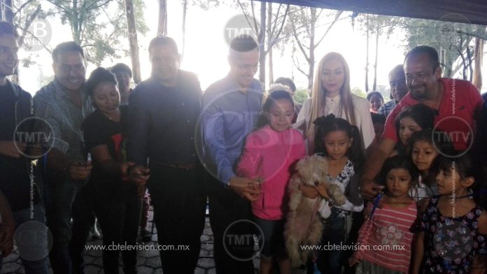 Miguel Ángel Villegas inaugura área verde en la colonia López Mateos