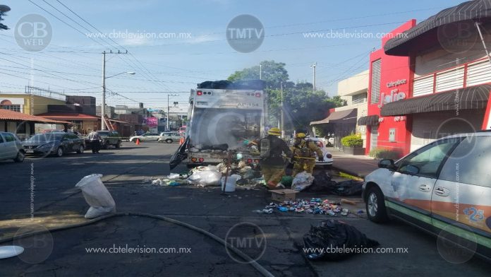 Detectan químico tóxico en camión de basura