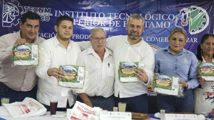 Refrenda Alfredo Ramírez apoyo a productores para fortalecer la economía local