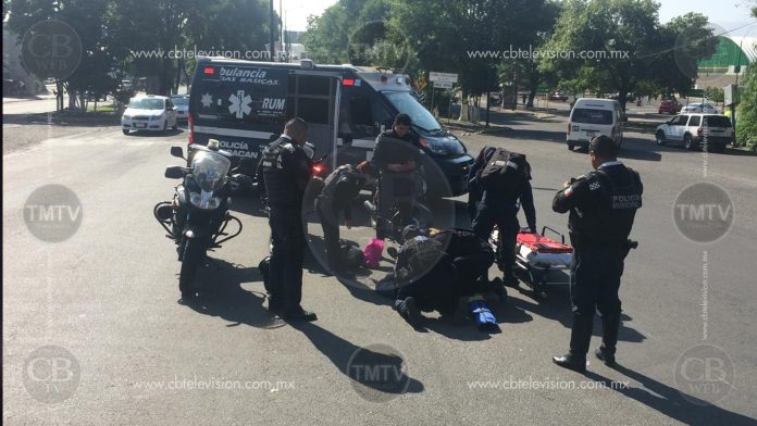 Choque en Madero y Pedregal deja motociclista herido