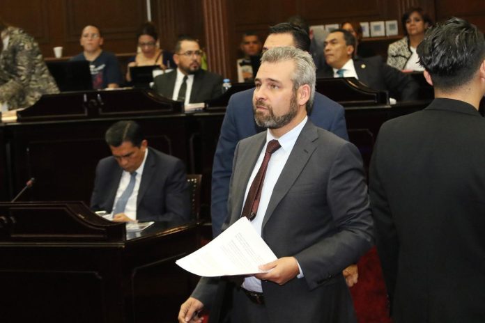 Alfredo Ramírez propone programa de Justicia Terapéutica para atender adicciones en infractores
