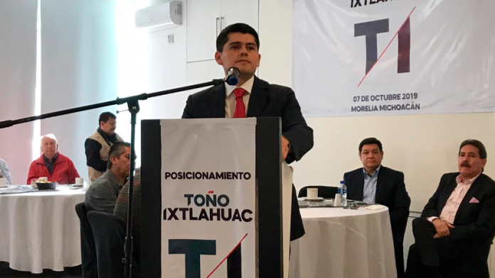 Toño Ixtlahuác abandona las filas del PRI