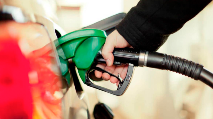 Se han recibido 248 denuncias de gasolineras por no dar litros completos