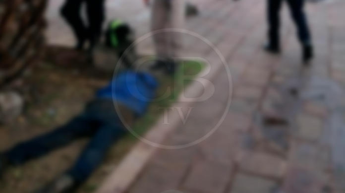 Hombre en situación de calle muere en Plaza Carrillo