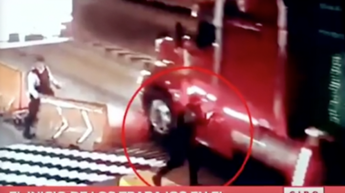 VIDEO: Para no pagar peaje, trailero mata a policía en Veracruz