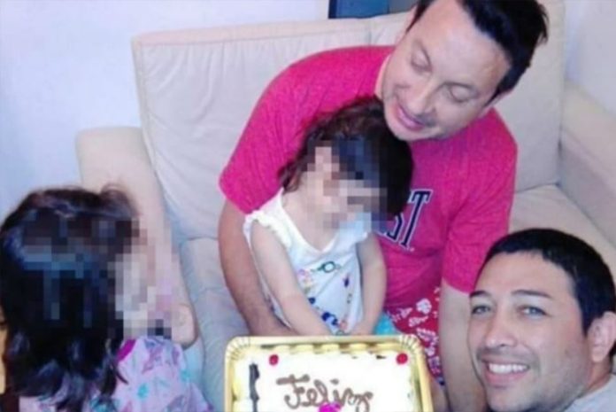 Niña con VIH es adoptada por pareja gay tras ser rechazada por otras familias