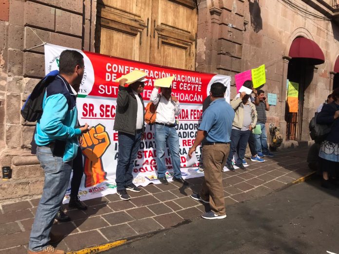 SUTCECyTEM exige certeza laboral con manifestación en el SAT