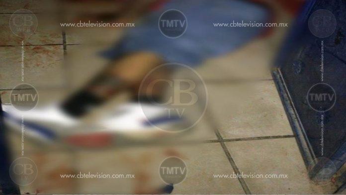 Dos baleados afuera de un Oxxo se encuentran graves en un hospital de Morelia