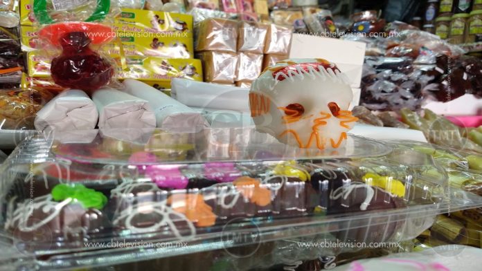 Ventas a la baja en el “Mercado de dulces”, a pocos días del día de muertos