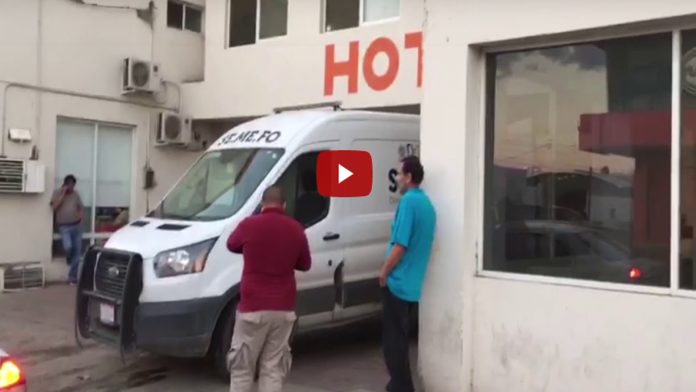 Video: Hombre estrangula a su pareja “por accidente” mientras tenían sexo