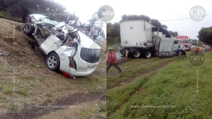 Video: Choque de camioneta y tráiler deja una persona muerta