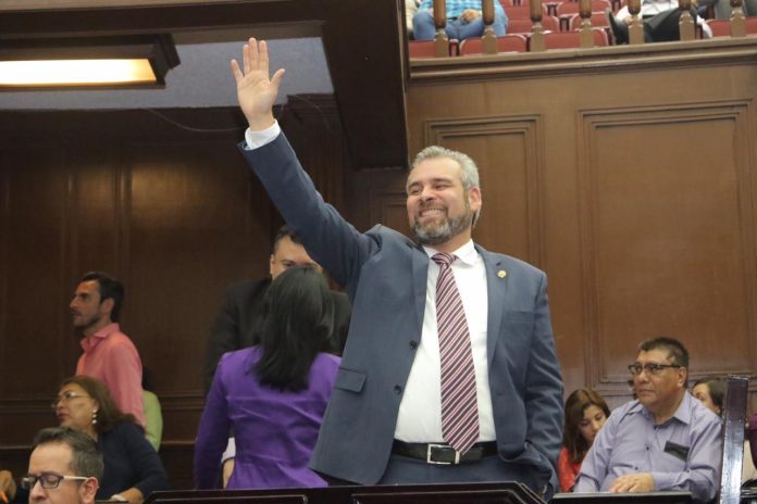 Con revocación de mandato, sanción a gobiernos que no cumplan a ciudadanos: Alfredo Ramírez