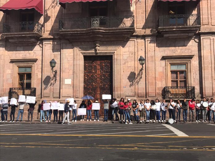 Con manifestación, FNERRR exige mayor presupuesto educativo 2020