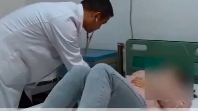 ¡Casi muere! Madre sufre infarto porque su hijo no entendía la tarea