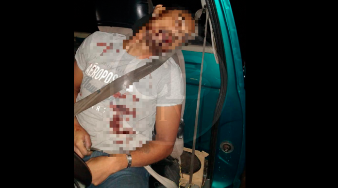 En Pátzcuaro, lo ejecutan a bordo de una camioneta