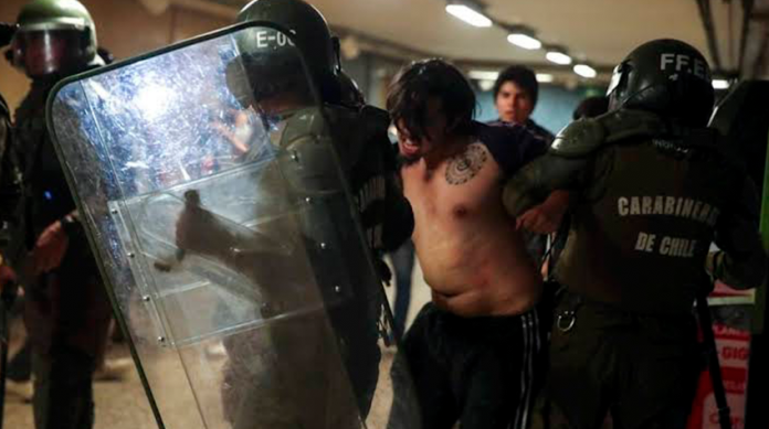 Policía Chilena daña intencionalmente a manifestantes: Amnistía Internacional