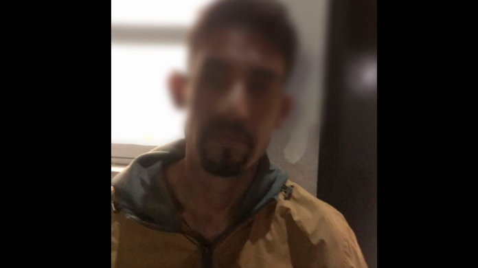 Morelia: Con una almohada, intenta asfixiar a su esposa