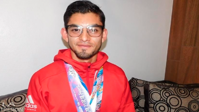 Joven michoacano pide apoyo para viajar a Corea del Sur y representar a México en torneos de Taekwondo 