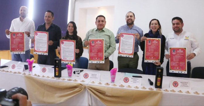 Anuncia Víctor Manríquez IV Festival del Charanda con Cuba como país invitado