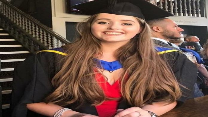 Mujer muere por asfixia mientras mantenía relaciones con su cita de Tinder