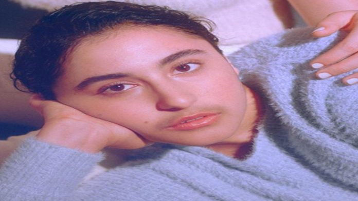 En noviembre está de “moda” que las mujeres se dejen el bigote