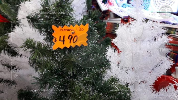 Un gasto de hasta 3 mil 800 pesos solo en adornar el árbol de navidad para los morelianos