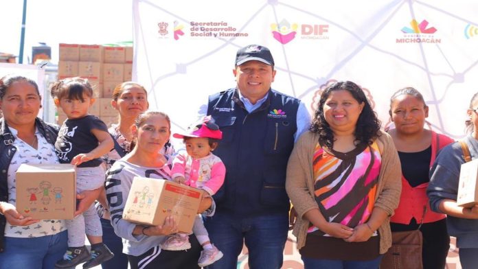 Entregan DIF Michoacán y Sedesoh, apoyos alimentarios a niñas y niños de Morelia
