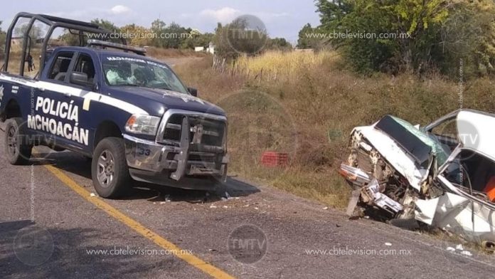 Choque de patrulla deja un muerto en Huetamo
