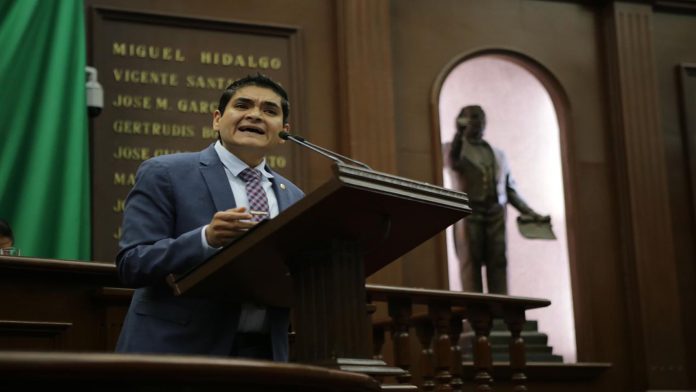 Propone Arturo Hernández instalación de mando mixto de seguridad para Michoacán