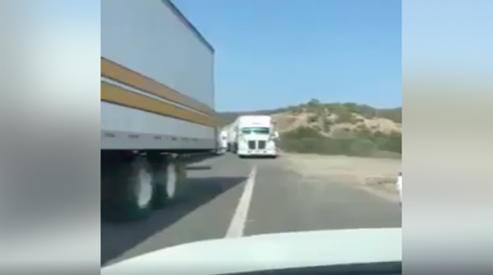 VIDEO: Comparten imágenes de lo peligroso que es viajar en la Siglo XXI
