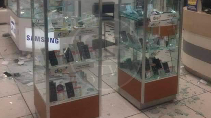 Otro atraco a tiendas Coppel; ahora en Uruapan