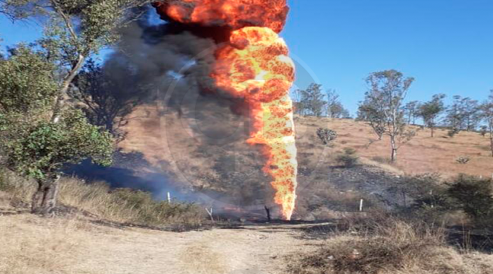 Huachicoleros detrás del incendio en ducto de Pemex en Tarímbaro