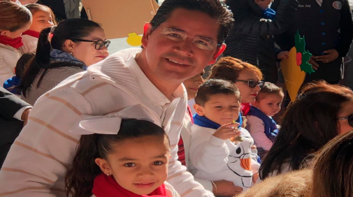 Lanza Iván Pérez Negrón, campaña “Tu Juguete Solidario”