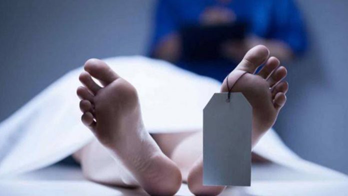 Descubren a ebrio teniendo sexo con un cadáver 