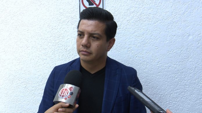 Federalización de la nómina educativa se usa como proselitismo: Diputado