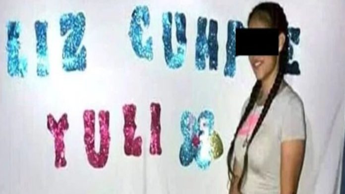 Quinceañera muere el día de su cumpleaños tras chocar con un ventanal