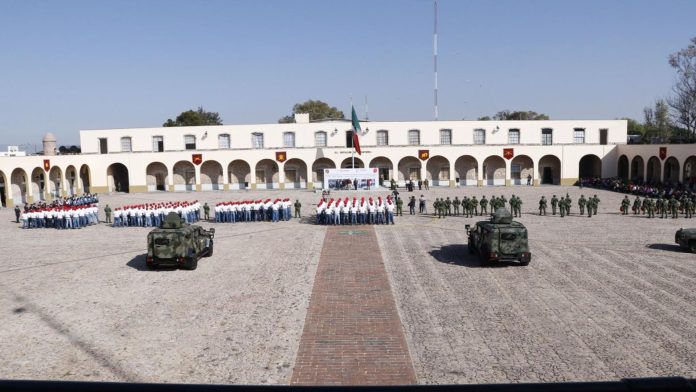Sedena entrega cartillas y hojas de liberación a soldados del servicio militar nacional clase “2000”