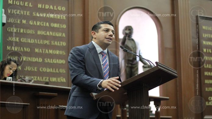 Primer año de López Obrador le queda debiendo a Michoacán: Diputado
