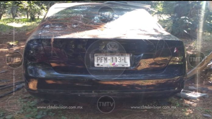 Aseguran automóvil con reporte de robo en Ziracuaretiro