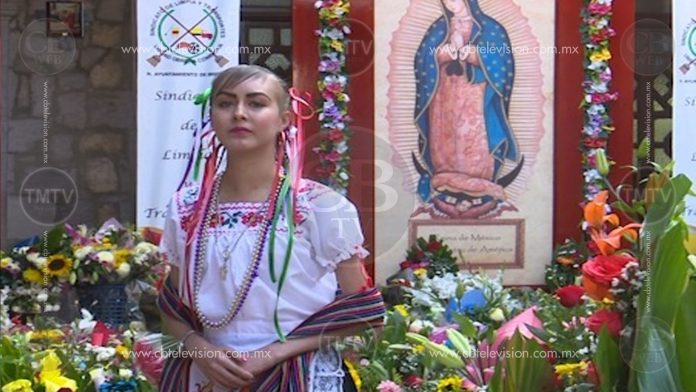 El Lupus la estaba matando, y hoy por milagro, llega caminando a San Diego
