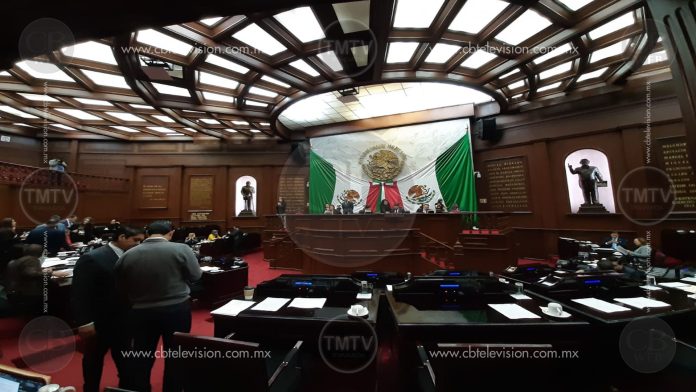 Diputados exigen al titular del Ejecutivo Estatal cubrir inmediatamente con los adeudos de trabajadores educativos