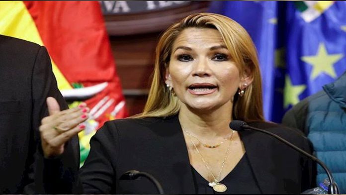 Bolivia expulsa a dos diplomáticos españoles y a la embajadora de México tras el incidente en La Paz
