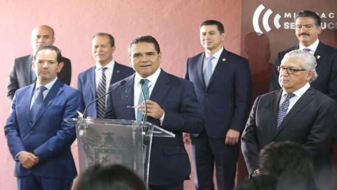 Insiste Silvano Aureoles en que endeudamiento es necesaria para mejorar al estado