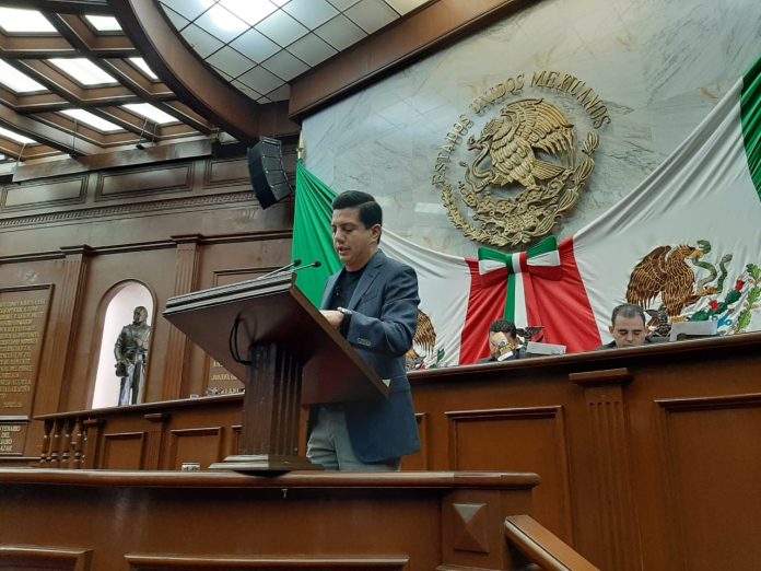 Agenda legislativa 2020 traerá avances para Michoacán, garantizó Oscar Escobar